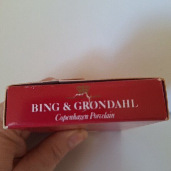 VINTAGE 1993 BING & GRONDAHL ANNUAL BLUE PORCELAIN CHRISTMAS DROP ORNAMENT - Picture 9 of 14